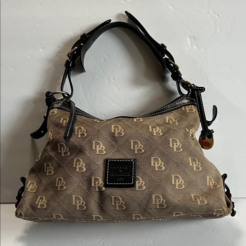 Vintage DOONEY & BOURKE 1975 Medium East/West Slouch/Hobo shoulder bag